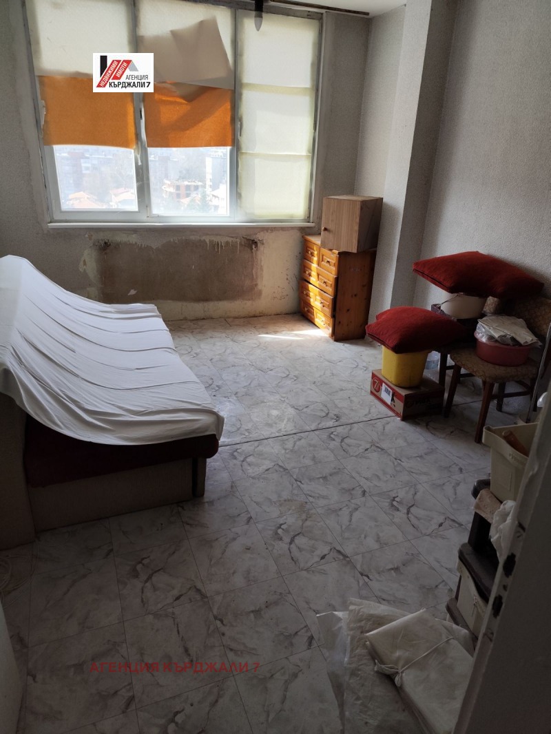 Продава  1-стаен град Кърджали , Студен кладенец , 35 кв.м | 91669266