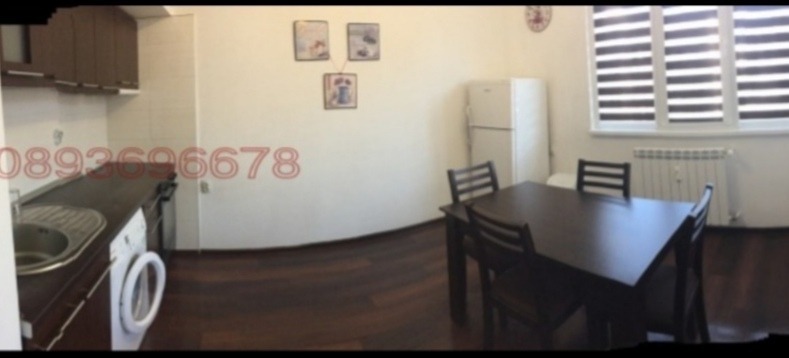 Na prodej  1 ložnice Pernik , Centar , 67 m2 | 38143577 - obraz [3]
