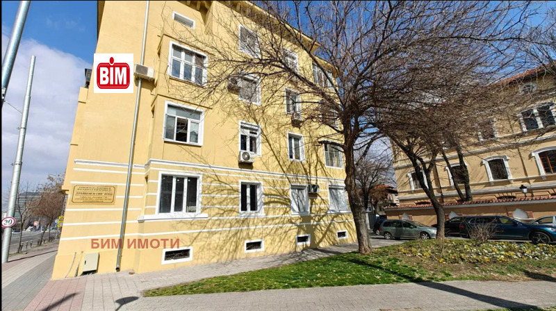 Продава 3-СТАЕН, гр. Пловдив, Център, снимка 2 - Апартаменти - 53264451
