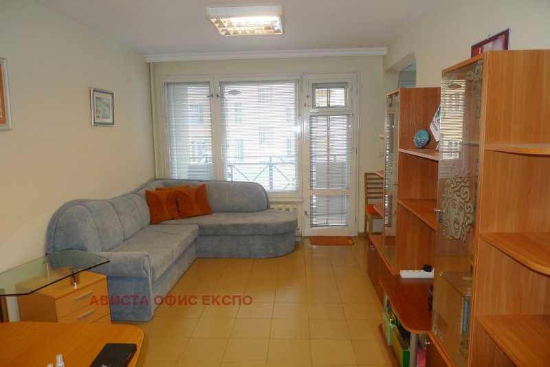 Продава  4-стаен град София , Център , 85 кв.м | 53606183