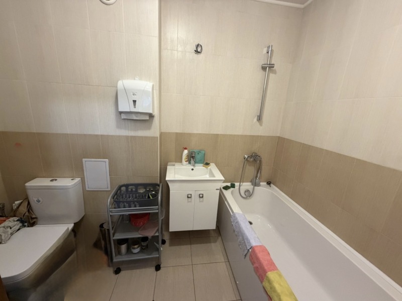 Продава 4-СТАЕН, гр. София, Медицинска академия, снимка 12 - Апартаменти - 52225611