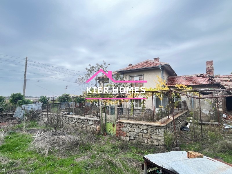 Продава КЪЩА, с. Главан, област Стара Загора, снимка 2 - Къщи - 52358341