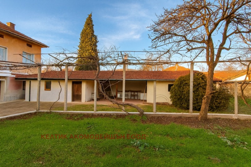 Продава КЪЩА, с. Крайници, област Кюстендил, снимка 3 - Къщи - 52362969
