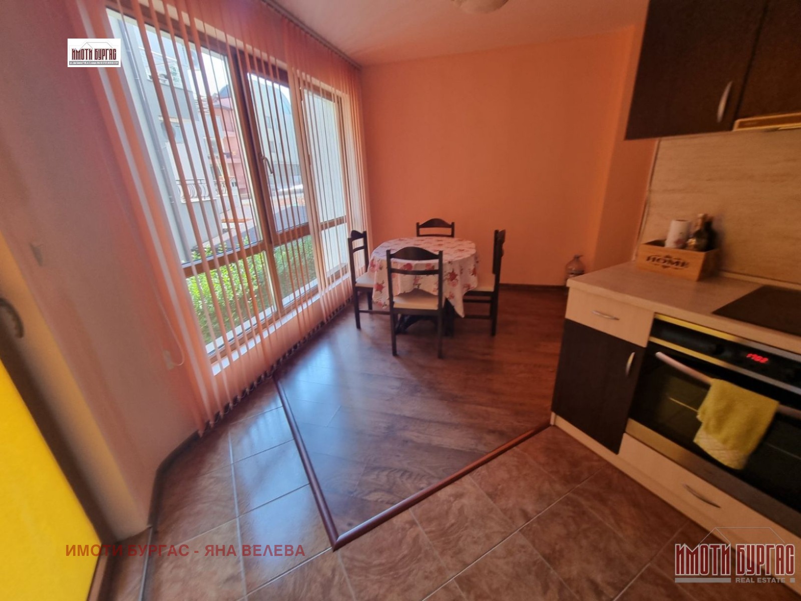 Продава 3-СТАЕН, гр. Несебър, област Бургас, снимка 2 - Апартаменти - 55791013
