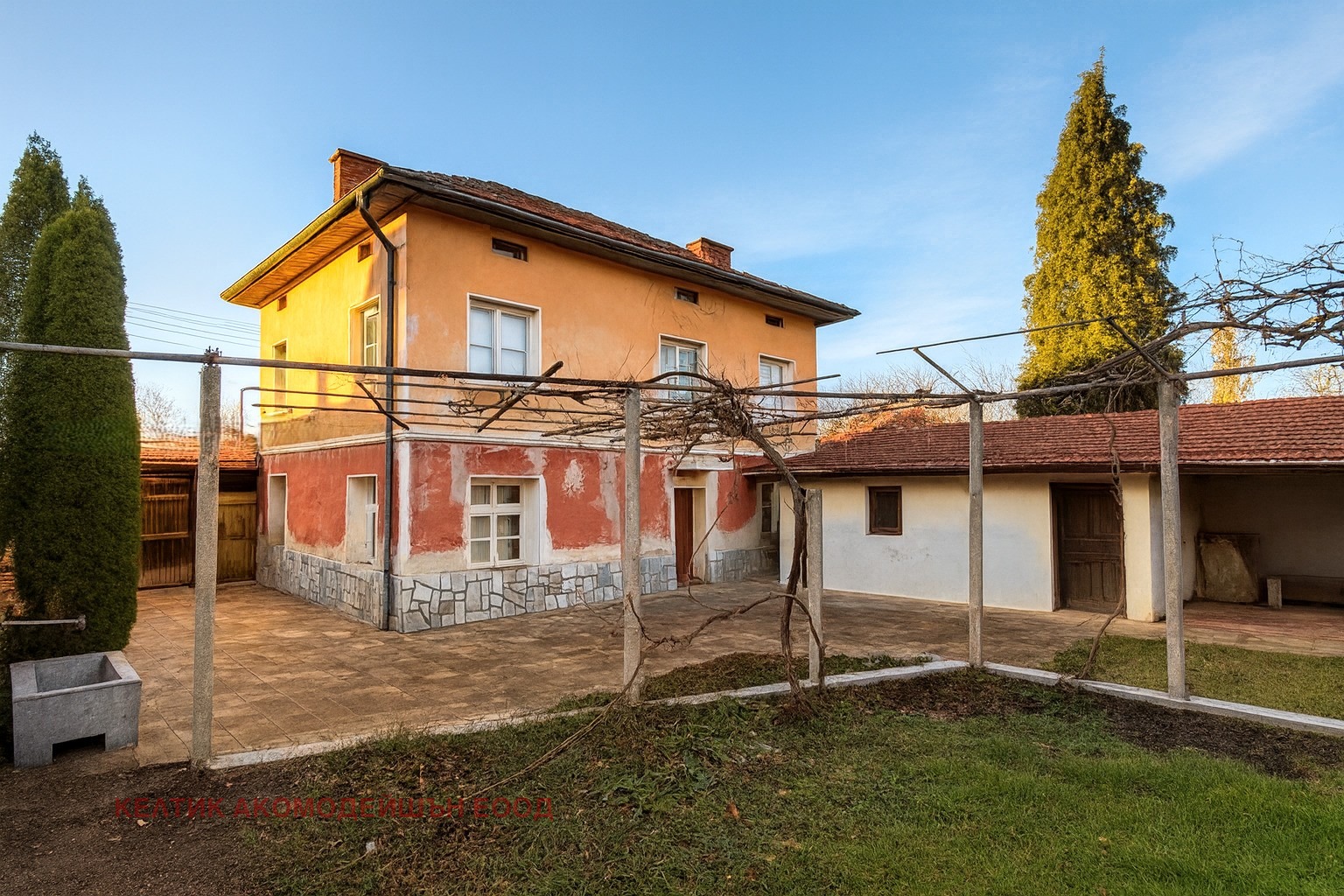 Продава КЪЩА, с. Крайници, област Кюстендил, снимка 2 - Къщи - 52362969