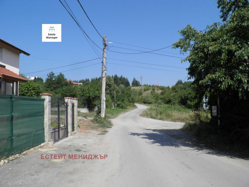 Продава ПАРЦЕЛ в град София, с. Бистрица - 1954 кв.м / 195 400 € » 382 169.18 лв., ЕСТЕЙТ МЕНИДЖЪР