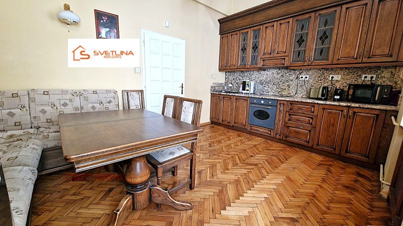 For Sale  2 bedroom Sofia , Tsentar , 114 sq.m | 18620524