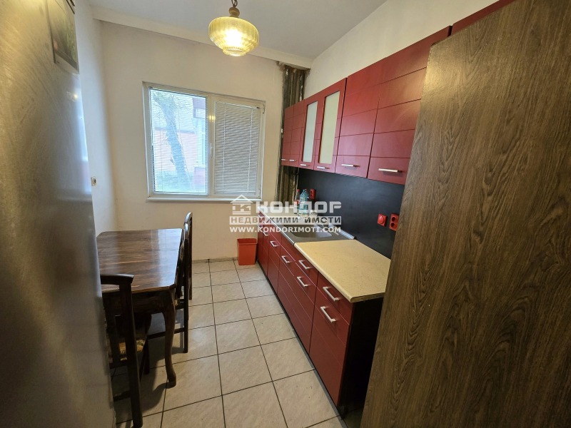 Eladó  2 hálószobás Plovdiv , Centar , 67 négyzetméter | 53117320 - kép [3]