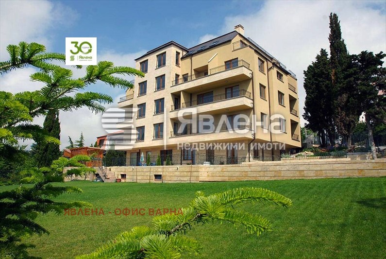 En venta  Oficina Varna , m-t Dolna Traka , 163 metros cuadrados | 72785341
