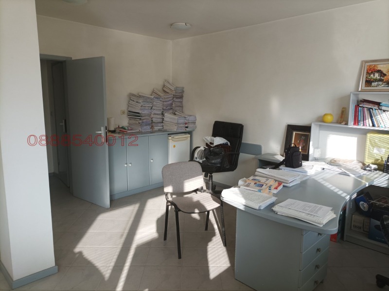 Продава ОФИС, гр. Шумен, Център, снимка 6 - Офиси - 52785432