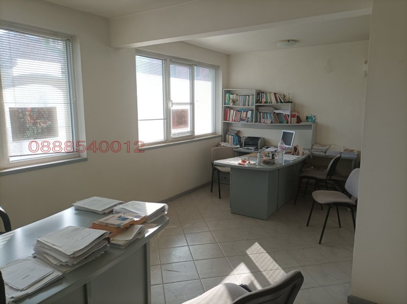 Продава ОФИС, гр. Шумен, Център, снимка 5 - Офиси - 52785432