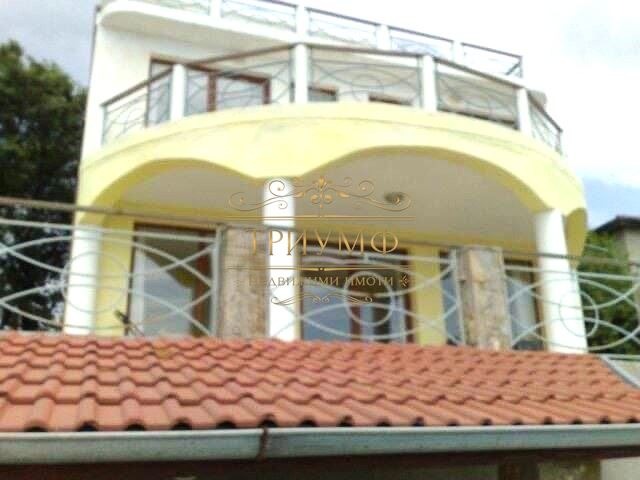 Продава КЪЩА, гр. Варна, Бриз, снимка 2 - Къщи - 52163887