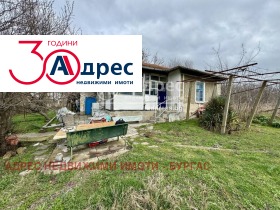 Продажба на имоти в с. Тръстиково, област Бургас - изображение 2 