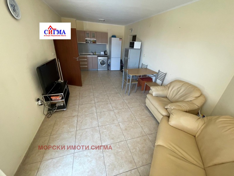 Na sprzedaż  3 sypialnie region Burgas , Rawda , 110 mkw | 91111986 - obraz [6]