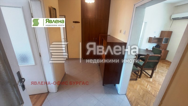 Продава КЪЩА, гр. Поморие, област Бургас, снимка 8 - Къщи - 47767716