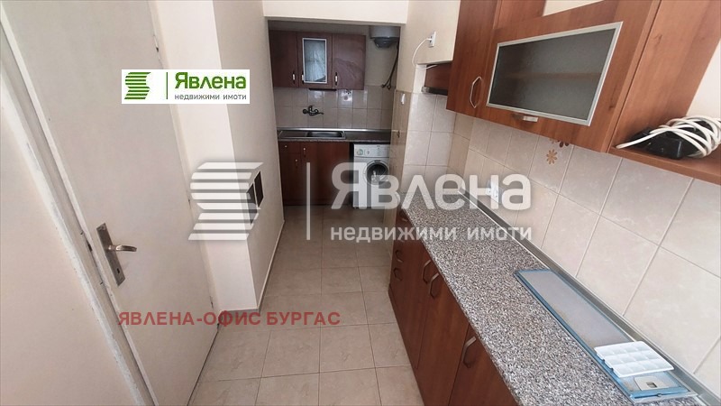 Продава КЪЩА, гр. Поморие, област Бургас, снимка 10 - Къщи - 47767716