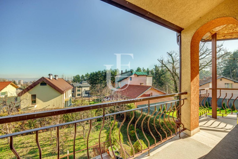 Продава КЪЩА, гр. София, Горна баня, снимка 12 - Къщи - 52635784