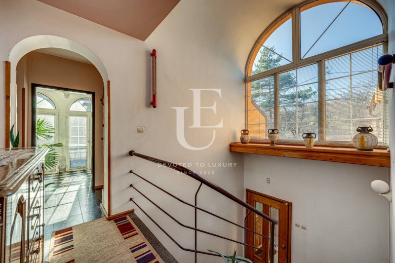 Продава КЪЩА, гр. София, Горна баня, снимка 10 - Къщи - 52635784