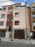 Продава ГАРАЖ, ПАРКОМЯСТО, град Пазарджик, Център • 28000 € / 54763.24 лв. • 63041633 2