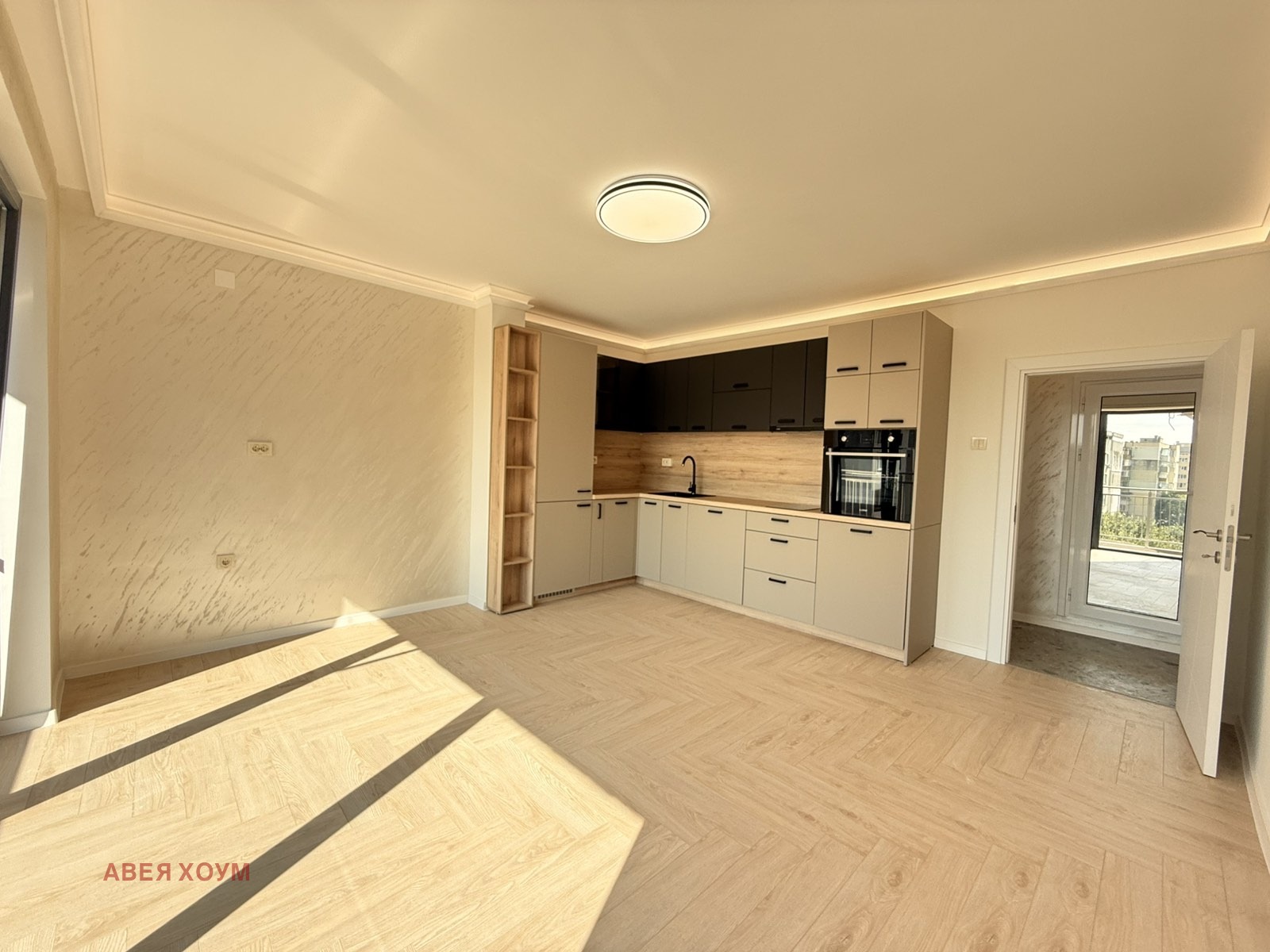 Продава 3-СТАЕН, гр. Варна, Автогара