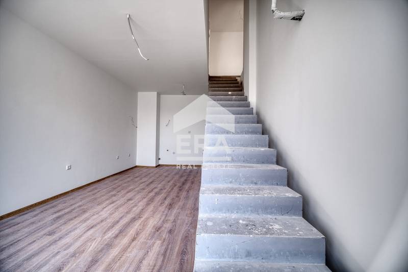 Myytävänä  Pienhuoneisto Varna , Pobeda , 114 neliömetriä | 32804307 - kuva [13]