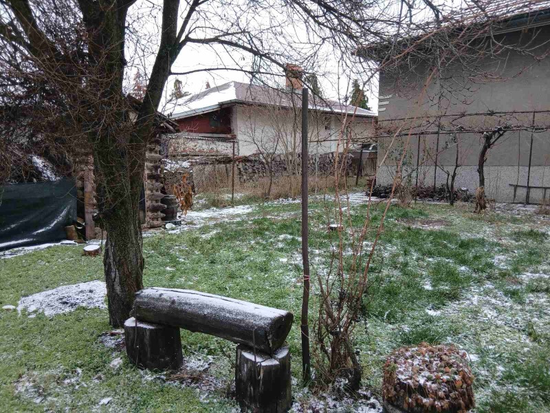 Продава КЪЩА, с. Априлово, област София област, снимка 2 - Къщи - 53094974