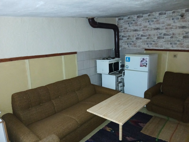 Продава КЪЩА, с. Априлово, област София област, снимка 8 - Къщи - 53094974