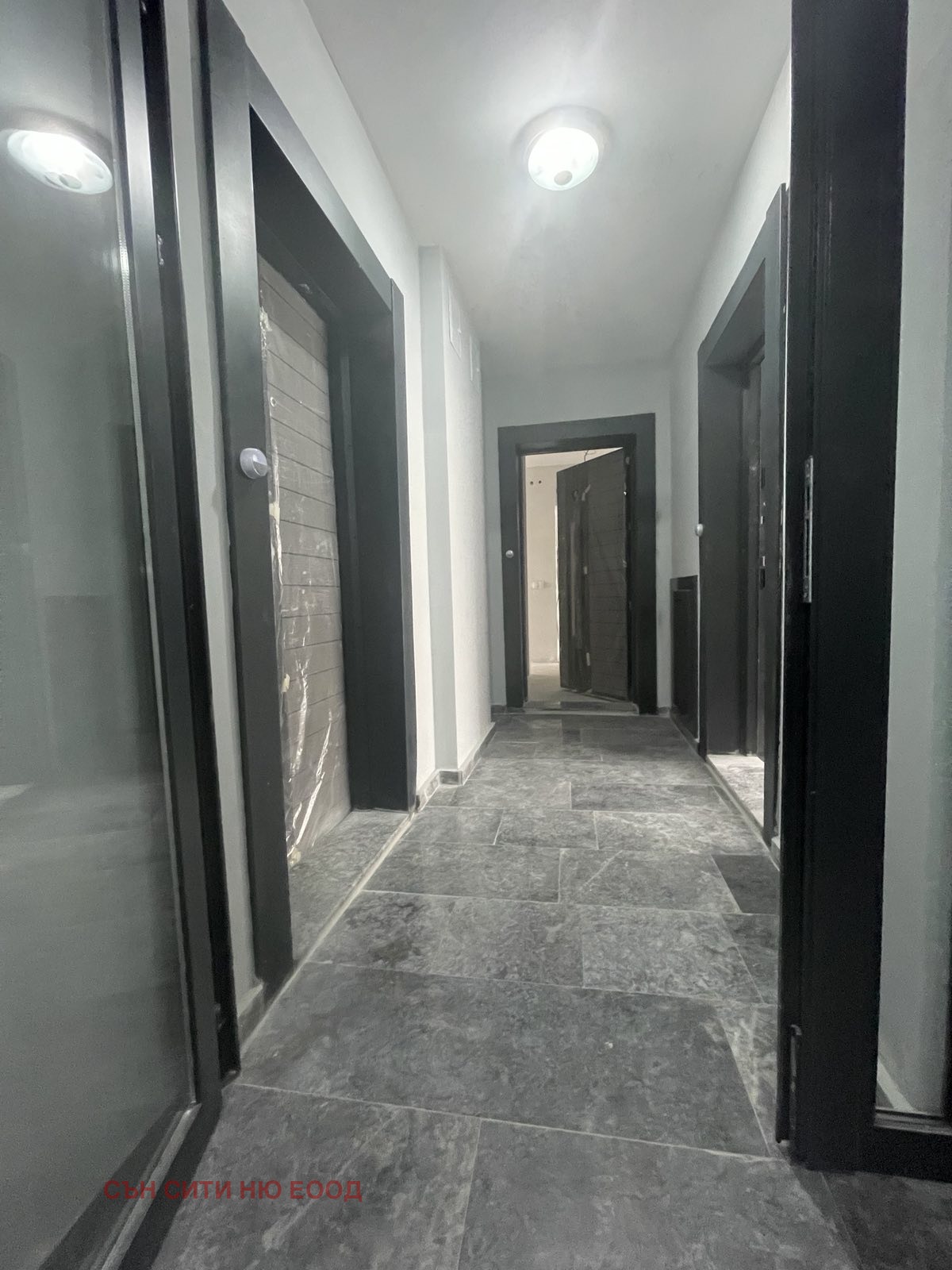 Продава 3-СТАЕН, гр. София, Център, снимка 3 - Апартаменти - 50284497