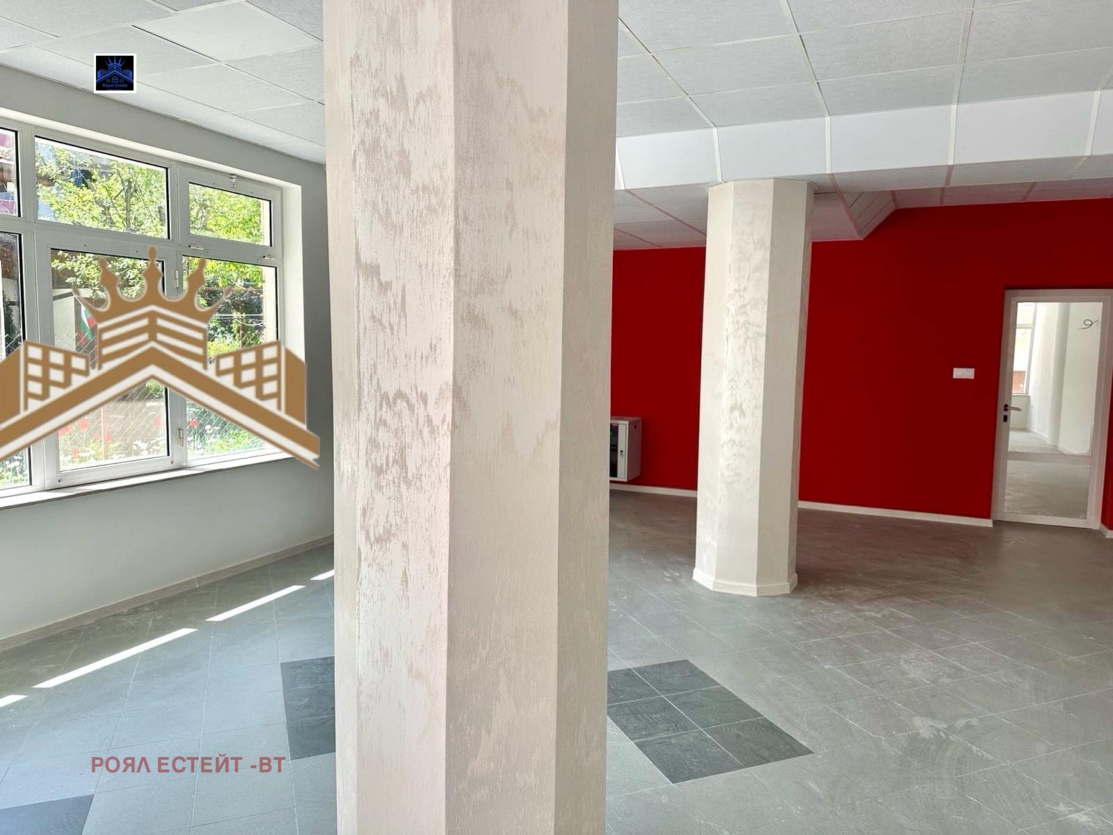 Продава МАГАЗИН, гр. Велико Търново, Център, снимка 2 - Магазини - 53979386