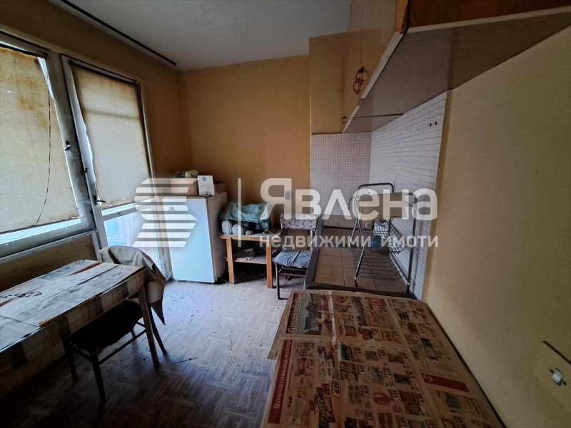 Продава 1-СТАЕН в град Ямбол, Георги Бенковски - 42 кв.м / 30 700 € » 60 043.98 лв., ЯВЛЕНА-ОФИС ЯМБОЛ