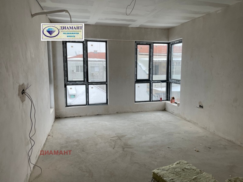 Продава МЕЗОНЕТ, гр. Русе, Център, снимка 8 - Апартаменти - 49477060