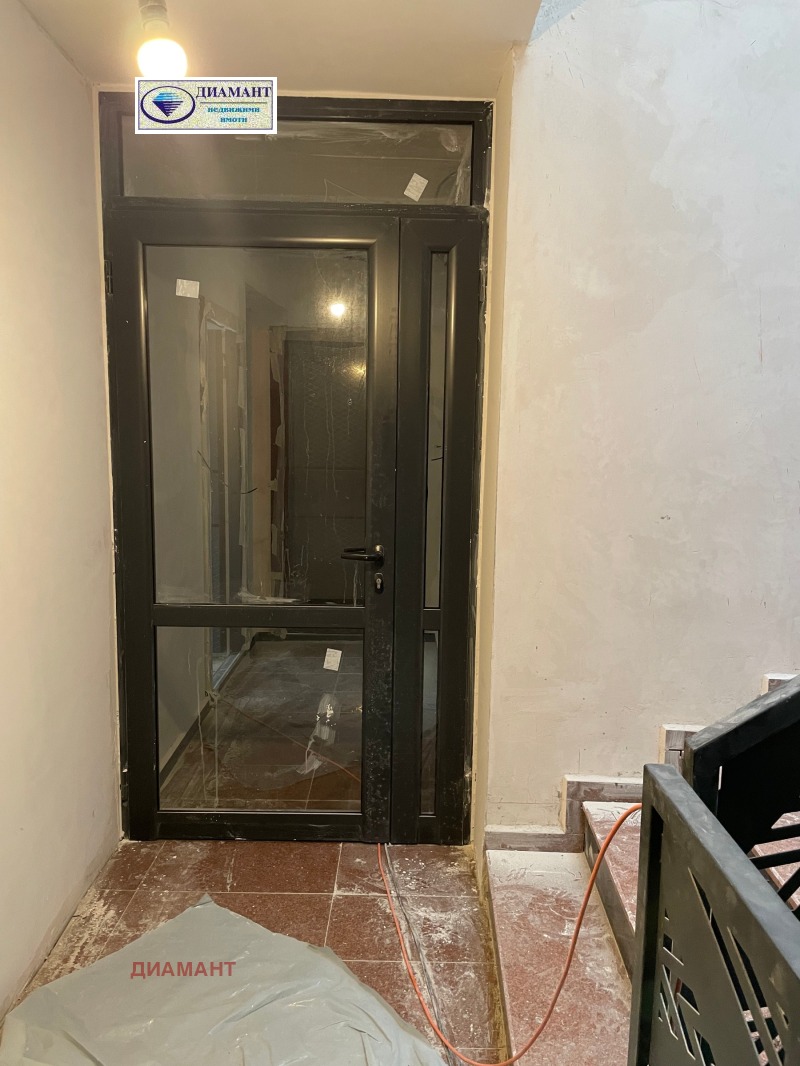 Продава МЕЗОНЕТ, гр. Русе, Център, снимка 14 - Апартаменти - 49477060