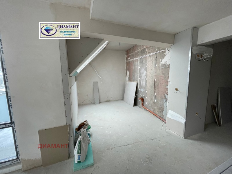 Продава МЕЗОНЕТ, гр. Русе, Център, снимка 6 - Апартаменти - 49477060