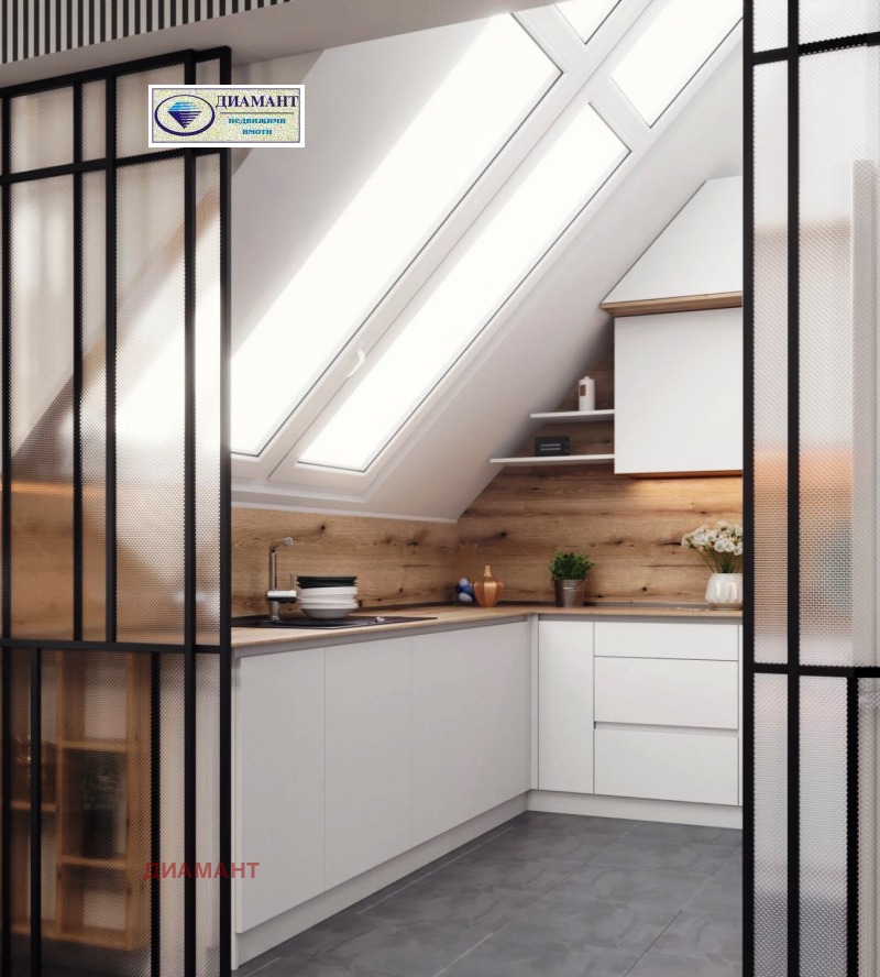 Продава МЕЗОНЕТ, гр. Русе, Център, снимка 3 - Апартаменти - 49477060