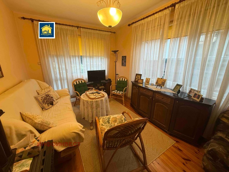 Продава  Етаж от къща област Пазарджик , гр. Велинград , 109 кв.м | 22240522