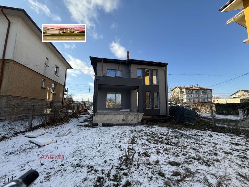 Продава КЪЩА, гр. Костинброд, област София област, снимка 2 - Къщи - 52525204