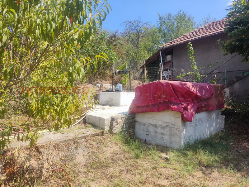 Продава ВИЛА, с. Здравец, област Варна, снимка 5 - Вили - 52784366