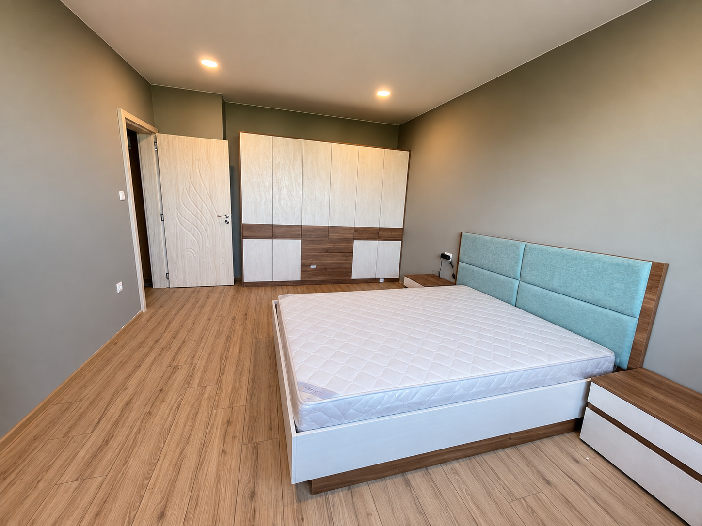 Продава 2-СТАЕН, гр. Плевен, Сторгозия, снимка 2 - Апартаменти - 54380984