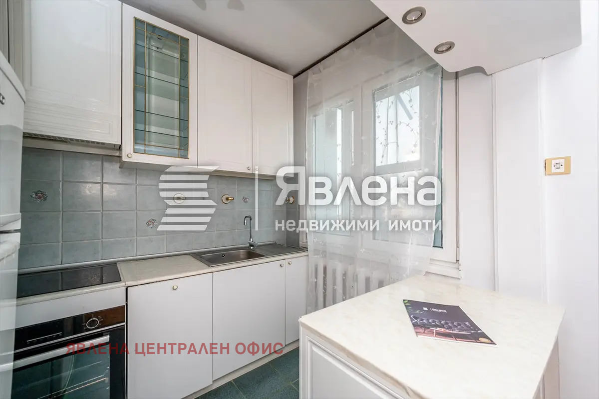 Продава 4-СТАЕН, гр. София, Лозенец, снимка 13 - Апартаменти - 53970030