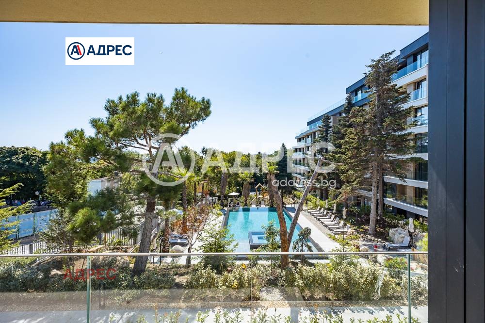 Продава МНОГОСТАЕН, гр. Варна, к.к. Св.Св. Константин и Елена, снимка 15 - Апартаменти - 53633964