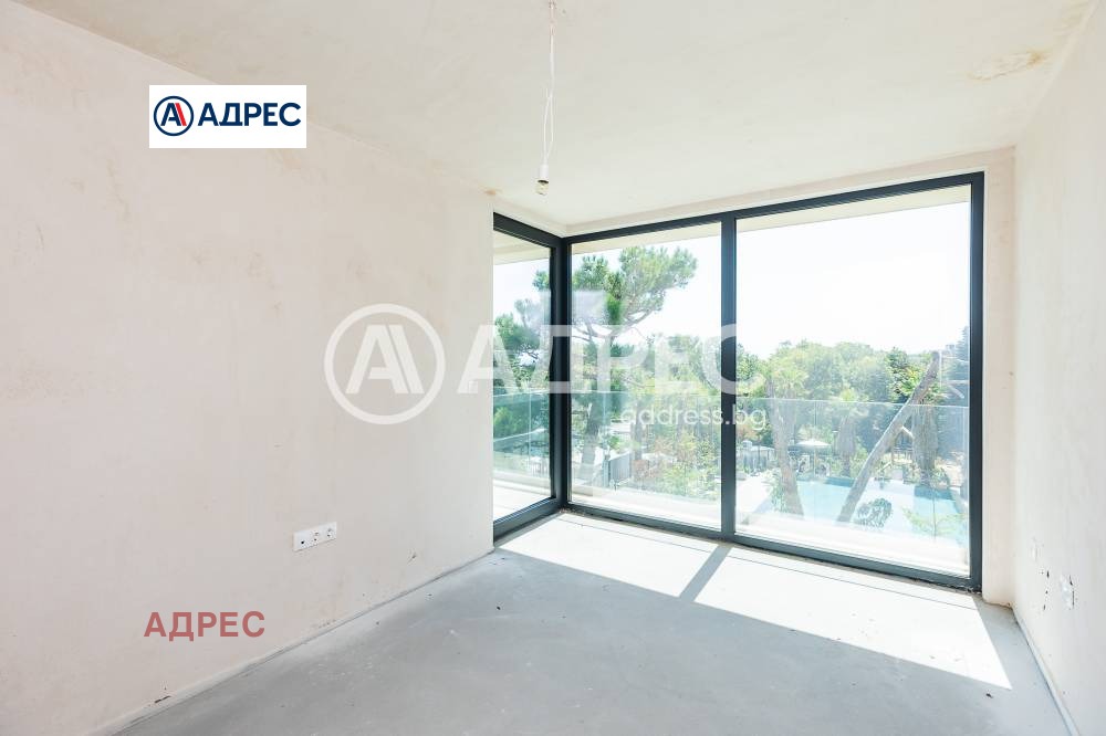 Продава МНОГОСТАЕН, гр. Варна, к.к. Св.Св. Константин и Елена, снимка 16 - Апартаменти - 53633964