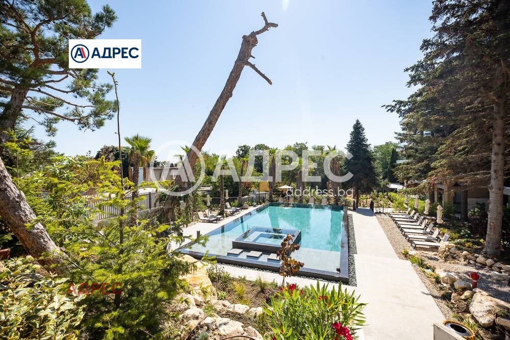 Продава МНОГОСТАЕН, гр. Варна, к.к. Св.Св. Константин и Елена, снимка 6 - Апартаменти - 53633964