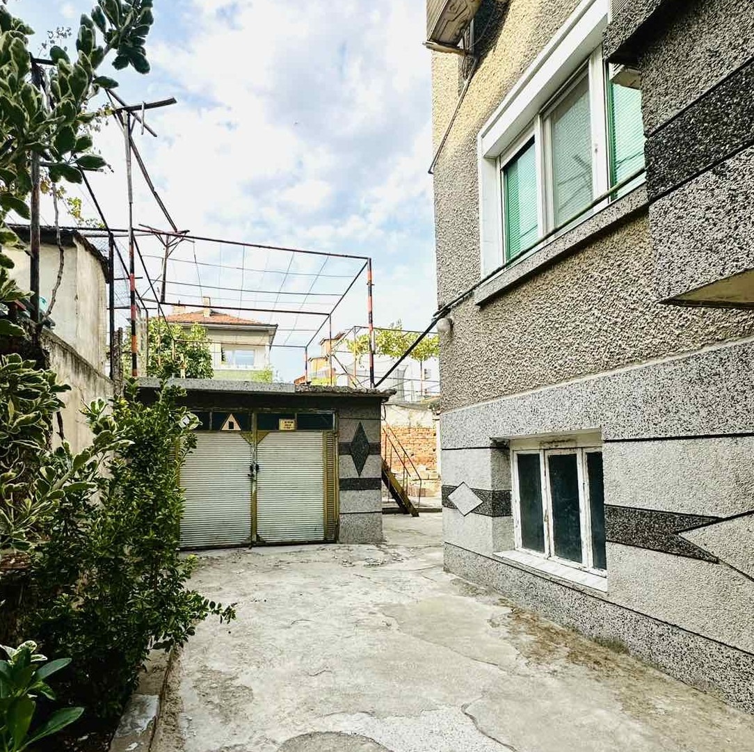 Продава ЕТАЖ ОТ КЪЩА, гр. Асеновград, област Пловдив, снимка 17 - Етаж от къща - 56067339