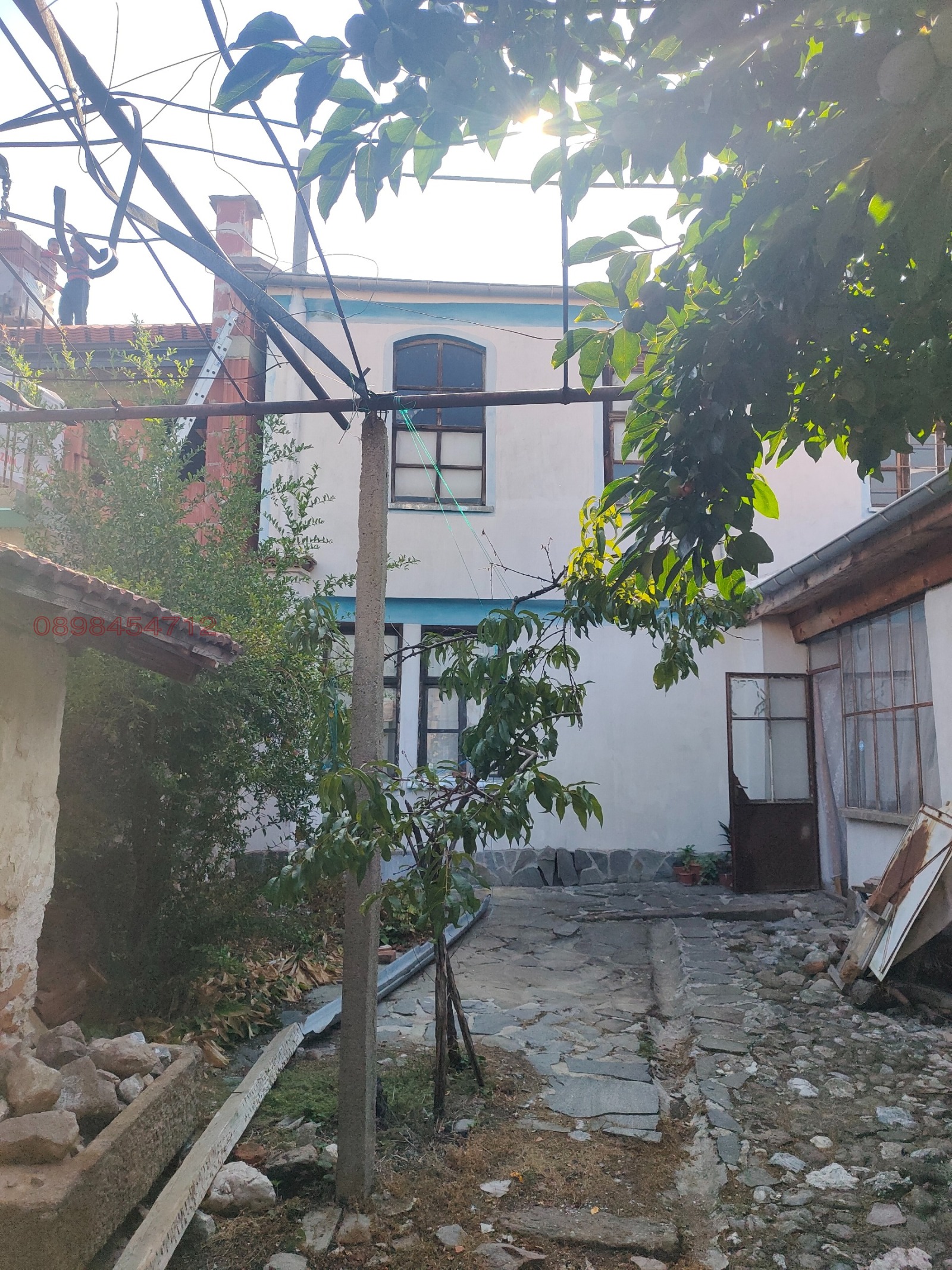 Продава КЪЩА, гр. Перущица, област Пловдив