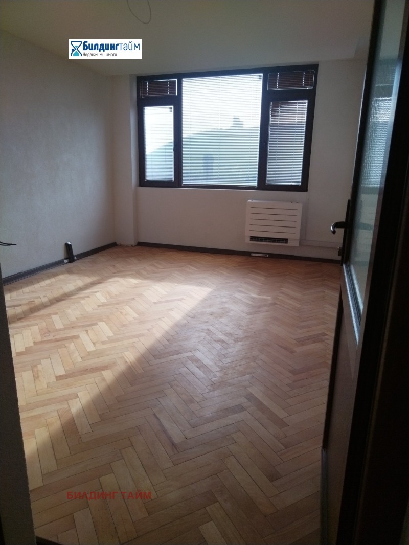 Продава 1-СТАЕН, гр. Шумен, Болницата, снимка 9 - Апартаменти - 52492933