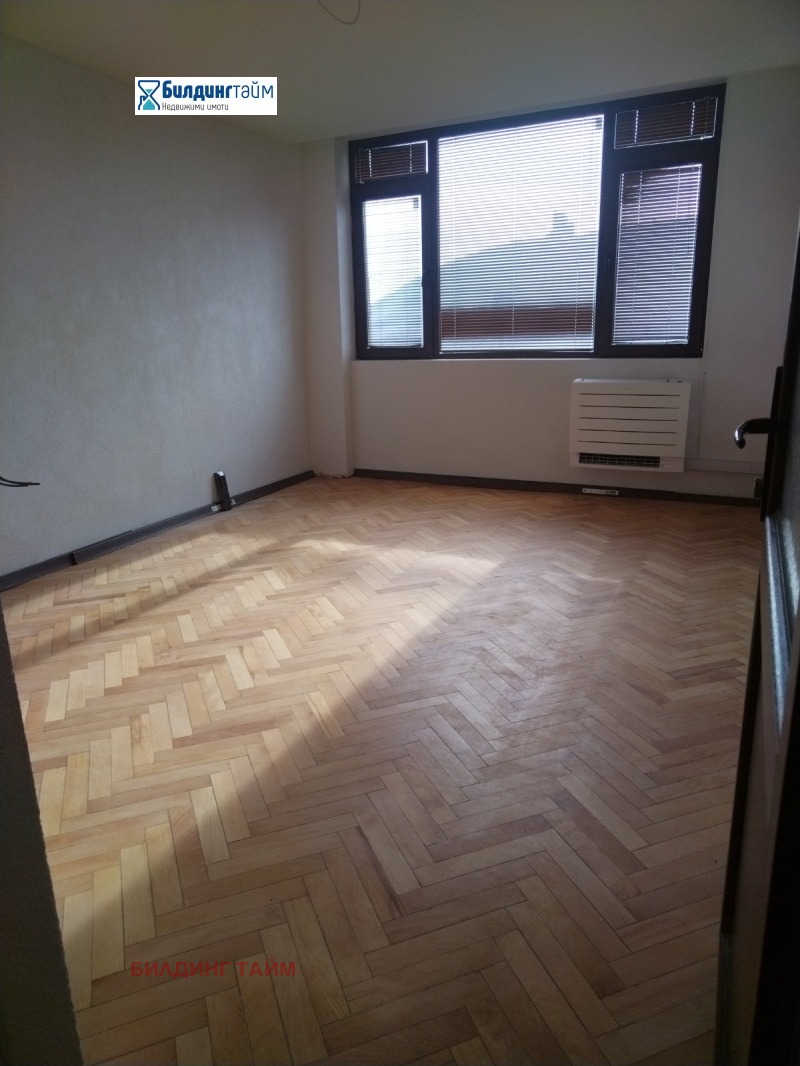 Продава  1-стаен град Шумен , Болницата , 43 кв.м | 61329446 - изображение [2]