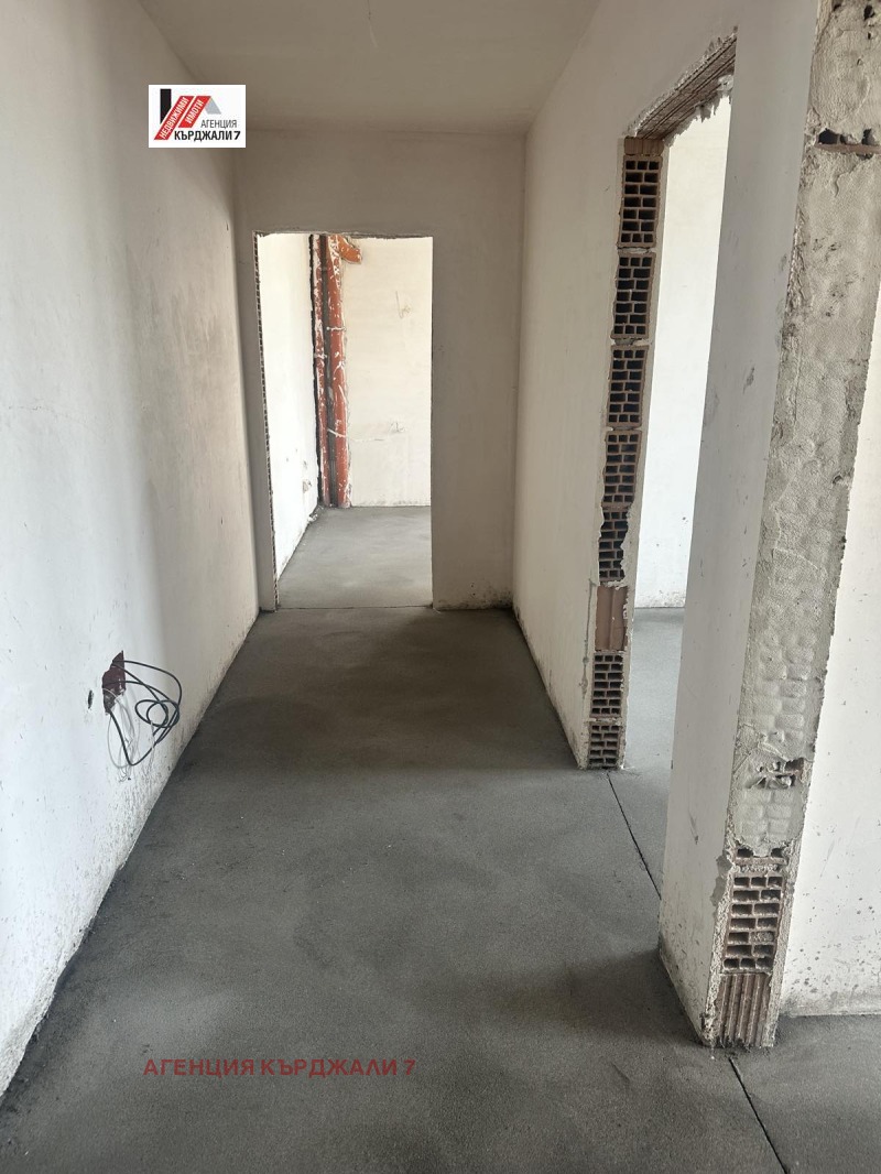 Myytävänä  2 makuuhuonetta Kardžali , Vazroždentsi , 97 neliömetriä | 71949285 - kuva [2]