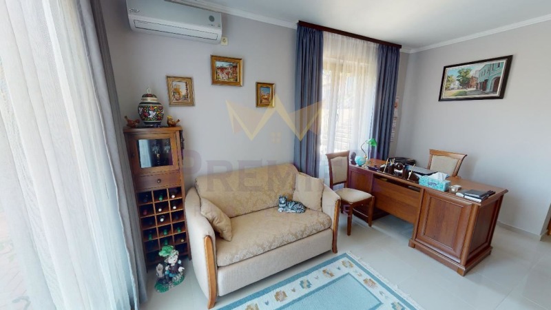 Продава КЪЩА, с. Кошарица, област Бургас, снимка 2 - Къщи - 52040692