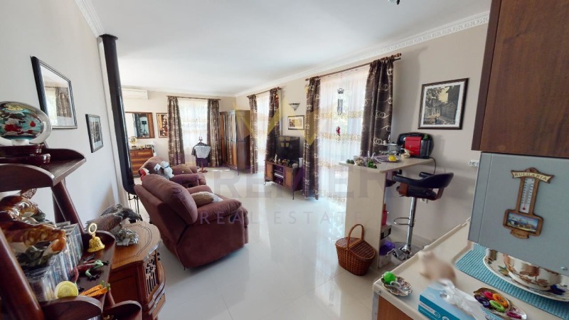 Продава КЪЩА, с. Кошарица, област Бургас, снимка 11 - Къщи - 52040692