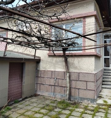 Продава КЪЩА, с. Войводово, област Хасково, снимка 2 - Къщи - 54297322